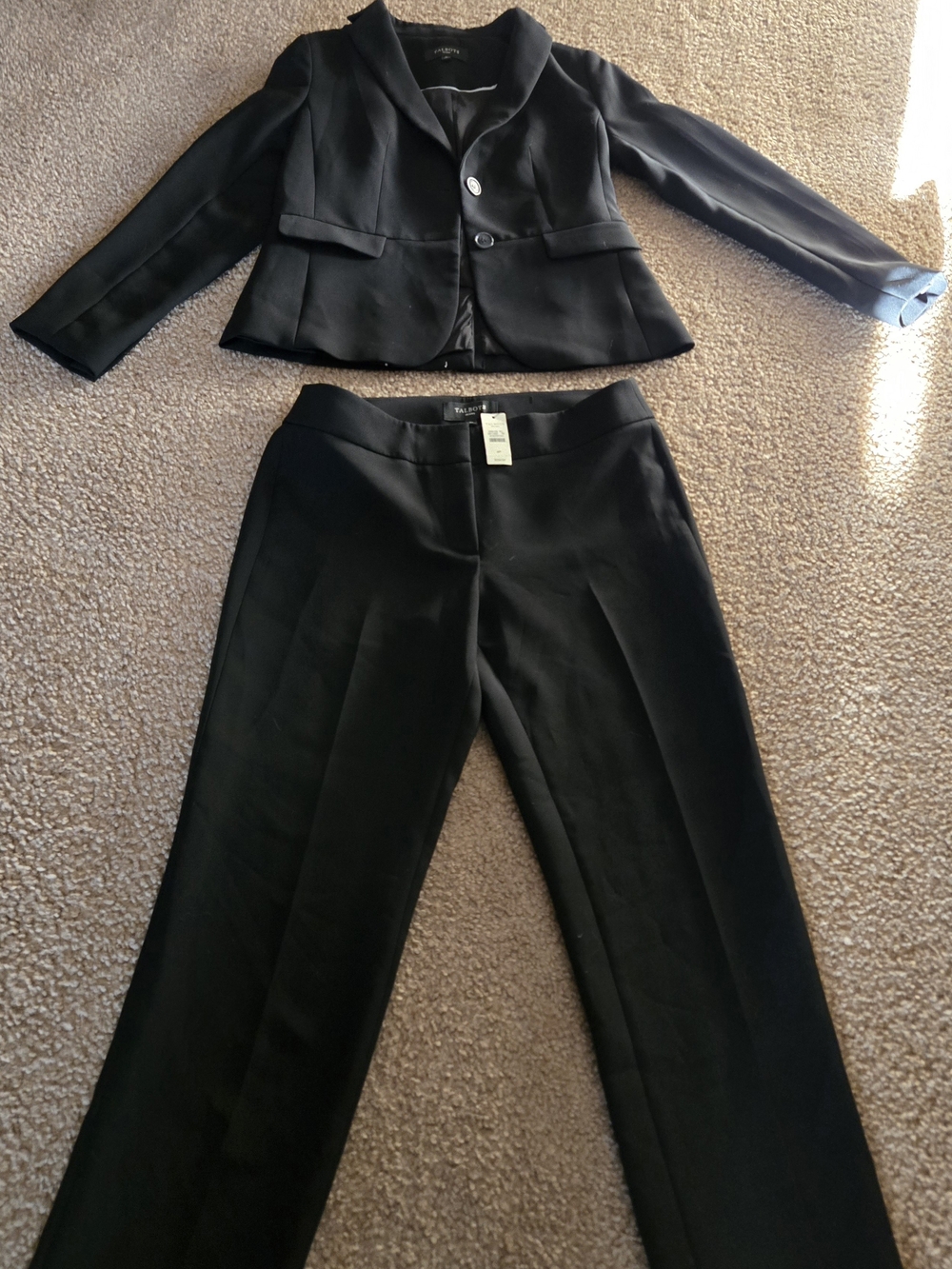Talbots  Black Women’s Two-Piece Pantsuit